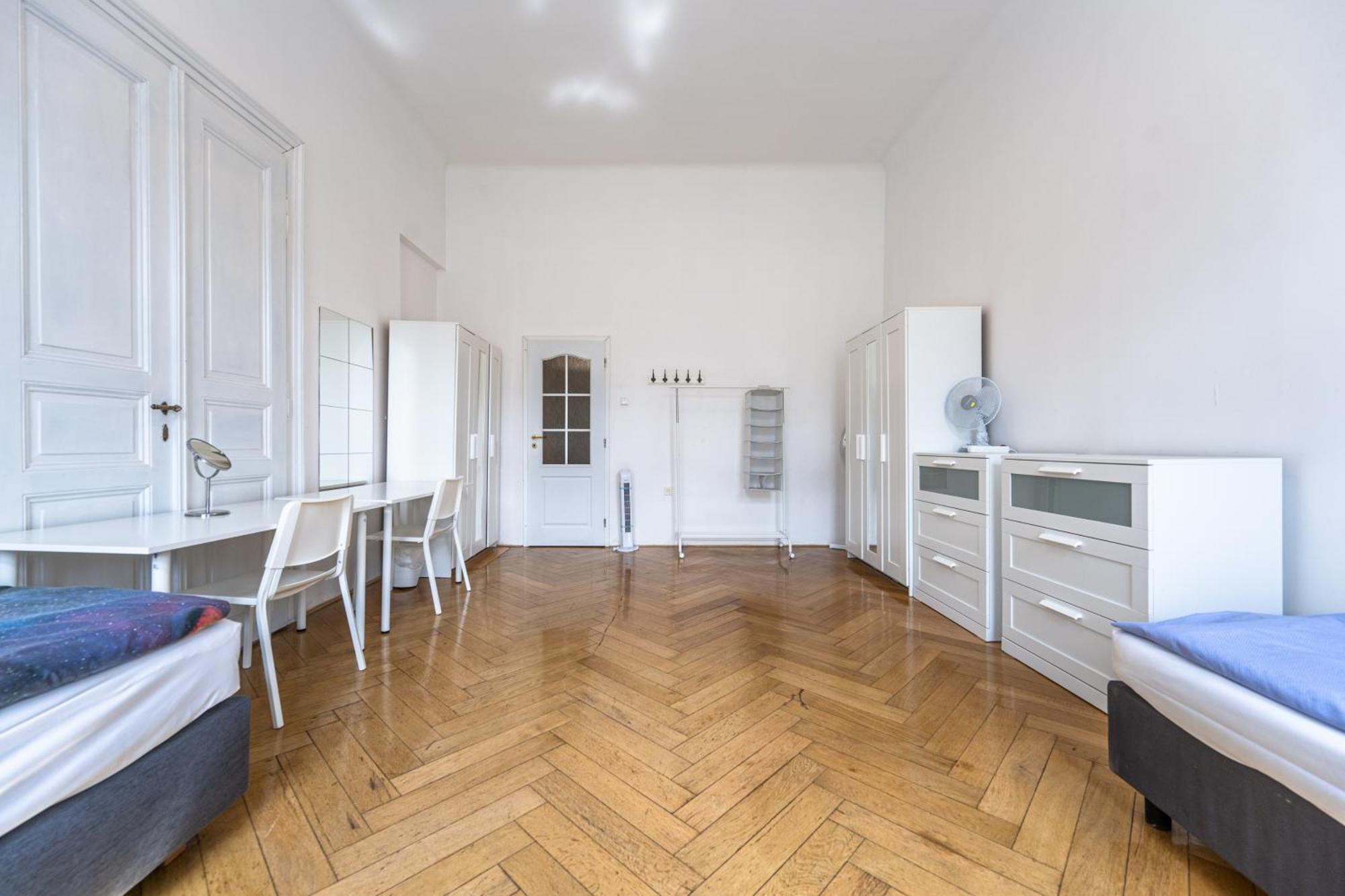 Safarikova 18 Apartment Prag